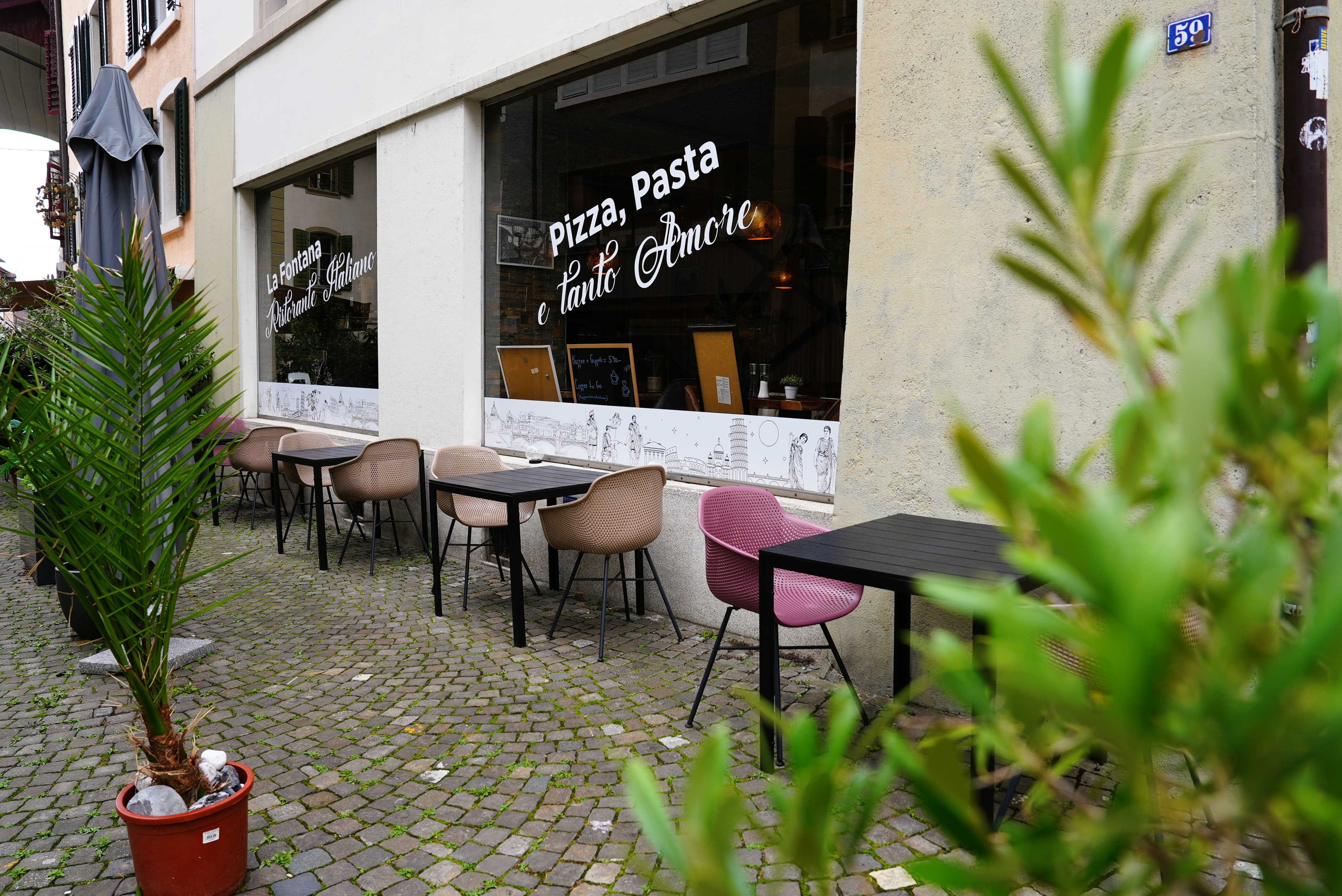 La Fontana Restaurant 4